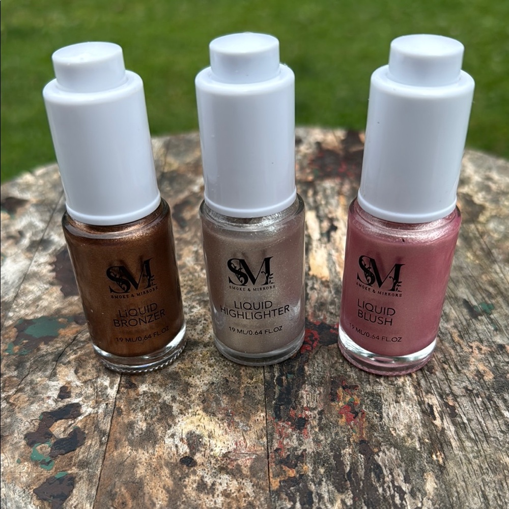 Pink and Gold Bronzer and Contour Set